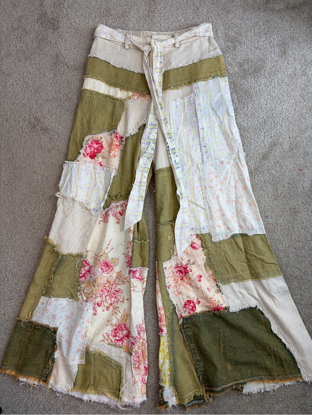 SOLD. New Oli & Hali Cape Pants Olive Patchwork Wide Leg Boho Pants Small NWT - Picture 5 of 8